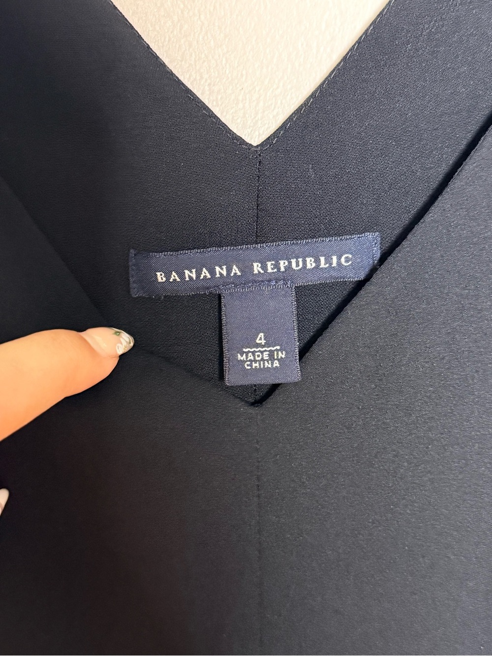 Banana Republic 100% Silk Dress - Picture 4 of 8